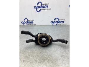 Gebruikte Combischakelaar Stuurkolom Audi A4 Avant (B7) 2.0 20V Prijs € 85,00 Margeregeling aangeboden door Gebr Opdam B.V.