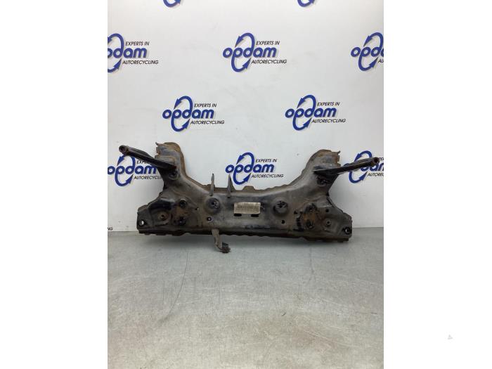 Gebruikte Subframe Ford Fiesta 6 (JA8) 1.25 16V Prijs € 64,00 Margeregeling aangeboden door Gebr Opdam B.V.