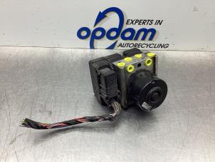 Gebruikte ABS Pomp Ford Transit Connect 1.8 TDdi LWB Euro 4 Prijs € 64,00 Margeregeling aangeboden door Gebr Opdam B.V.