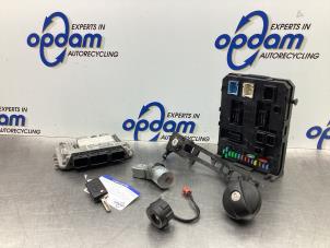 Gebruikte Computer Motormanagement Peugeot 307 SW (3H) 1.6 HDi 16V Prijs € 191,00 Margeregeling aangeboden door Gebr Opdam B.V.