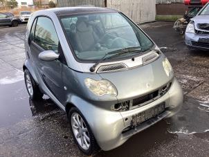 Gebruikte Rechter Koplamp Smart Fortwo Coupé (450.3) 0.7 Prijs € 42,00 Margeregeling aangeboden door Gebr Opdam B.V.