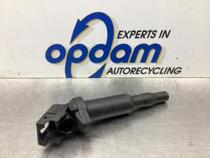 Gebruikte Bobine BMW 3 serie (E46/4) 318i 16V Prijs € 13,00 Margeregeling aangeboden door Gebr Opdam B.V.