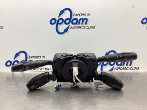 Gebruikte Combischakelaar Stuurkolom Peugeot 308 (4A/C) 1.6 VTI 16V Prijs € 149,00 Margeregeling aangeboden door Gebr Opdam B.V.