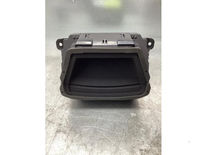 Gebruikte Head-up display Mini Mini (F55) 1.5 12V Cooper Prijs € 255,00 Margeregeling aangeboden door Gebr Opdam B.V.
