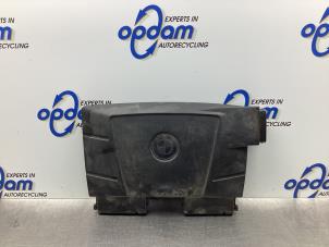 Gebruikte Luchtfilterhuis BMW 3 serie (E90) 320i 16V Prijs € 34,00 Margeregeling aangeboden door Gebr Opdam B.V.