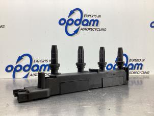 Gebruikte Bobine Peugeot 206 CC (2D) 2.0 16V Prijs € 34,00 Margeregeling aangeboden door Gebr Opdam B.V.