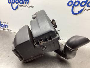 Gebruikte Luchtfilterhuis Kia Picanto (BA) 1.0 12V Prijs € 42,00 Margeregeling aangeboden door Gebr Opdam B.V.