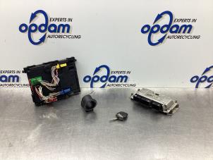 Gebruikte Computer Motormanagement Peugeot 206 CC (2D) 1.6 16V Prijs € 170,00 Margeregeling aangeboden door Gebr Opdam B.V.