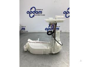 Gebruikte Benzinepomp Suzuki Celerio (LF) 1.0 12V Dualjet Prijs € 51,00 Margeregeling aangeboden door Gebr Opdam B.V.