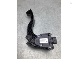 Gebruikte Gaspedaalpositie Sensor Renault Twingo III (AH) 1.0 SCe 75 12V Prijs € 30,00 Margeregeling aangeboden door Gebr Opdam B.V.