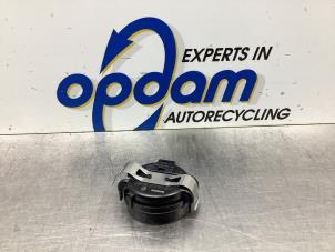 Gebruikte Regensensor Renault Clio IV (5R) 0.9 Energy TCE 90 12V Prijs € 17,00 Margeregeling aangeboden door Gebr Opdam B.V.