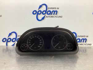 Gebruikte Kilometerteller KM Mercedes A (W169) 1.5 A-150 5-Drs. Prijs € 64,00 Margeregeling aangeboden door Gebr Opdam B.V.