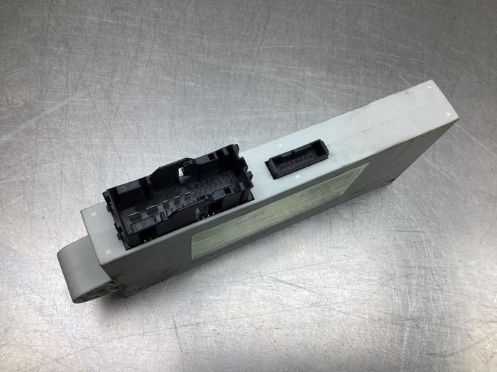 Computer Body Control van een BMW 5 serie (E60) 530i 24V 2006