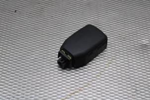 Gebruikte Sensor regen Mazda 2 (DJ/DL) 1.5 SkyActiv-G 90 Prijs € 50,00 Margeregeling aangeboden door Gebr Opdam B.V.