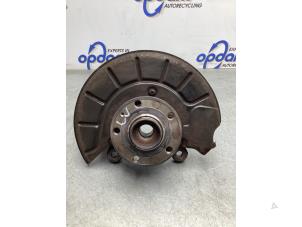 Gebruikte Asschenkel links-voor Volkswagen Caddy IV 1.6 TDI 16V Prijs € 96,80 Inclusief btw aangeboden door Gebr Opdam B.V.