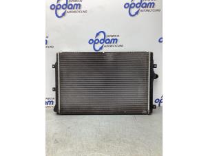 Radiateur van een Volkswagen Caddy IV 1.6 TDI 16V 2017
