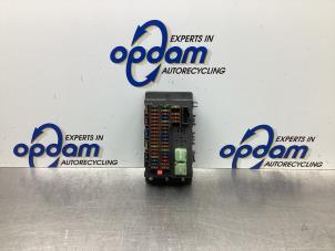Gebruikte Zekeringkast BMW Mini One/Cooper (R50) 1.6 16V Cooper Prijs € 30,00 Margeregeling aangeboden door Gebr Opdam B.V.