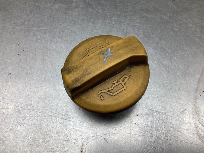 Oliedop van een Opel Astra H GTC (L08) 1.8 16V 2005