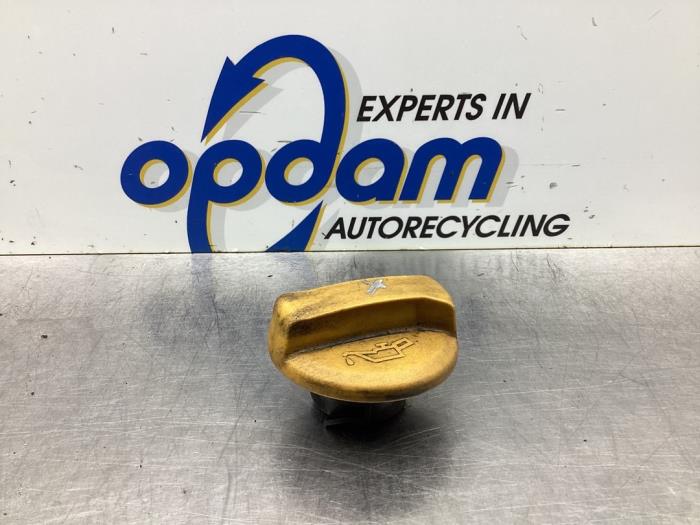 Oliedop van een Opel Astra H GTC (L08) 1.8 16V 2005