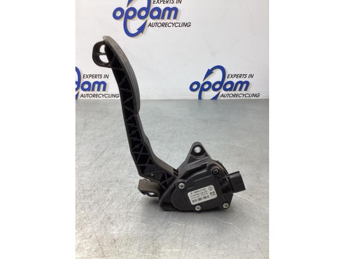 Gebruikte Gaspedaalpositie Sensor Renault Master III (FV) 2.3 dCi 125 16V FWD Prijs € 72,60 Inclusief btw aangeboden door Gebr Opdam B.V.