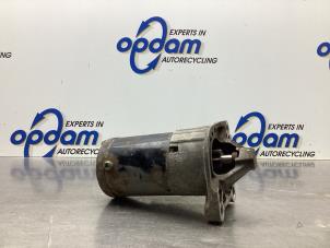 Gebruikte Startmotor Dacia Logan MCV (KS) 1.6 Prijs € 36,00 Margeregeling aangeboden door Gebr Opdam B.V.