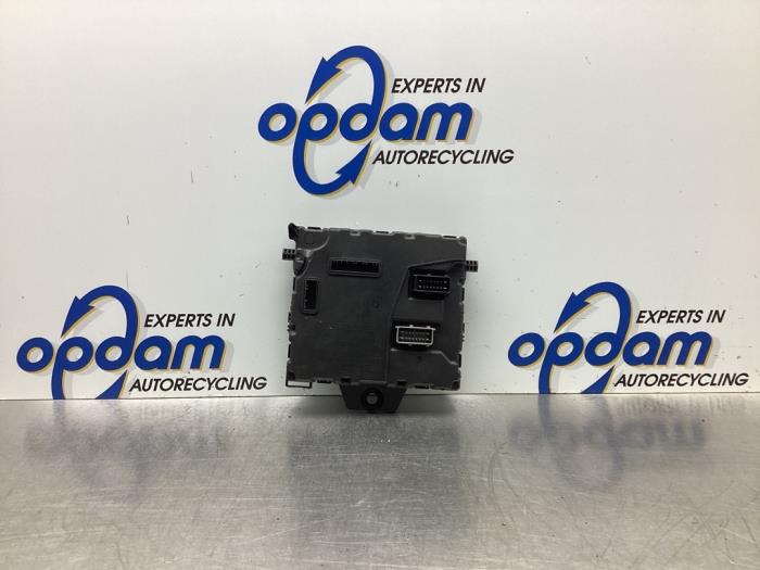 Gebruikte Bodycontrol Module Renault Kangoo Express (FW) 1.5 dCi 70 Prijs € 112,00 Margeregeling aangeboden door Gebr Opdam B.V.