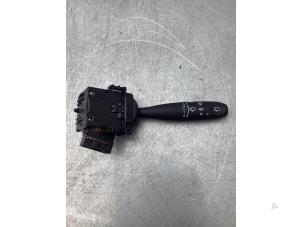 Gebruikte Ruitenwis Schakelaar Hyundai i10 (F5) 1.1i 12V Prijs € 20,00 Margeregeling aangeboden door Gebr Opdam B.V.