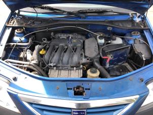Gebruikte Versnellingsbak Dacia Logan MCV (KS) 1.6 16V Prijs € 300,00 Margeregeling aangeboden door Gebr Opdam B.V.