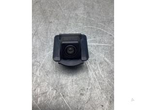 Gebruikte Achteruitrij Camera Mazda CX-5 (KE,GH) 2.0 SkyActiv-G 16V 2WD Prijs € 200,00 Margeregeling aangeboden door Gebr Opdam B.V.