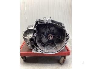 Gebruikte Versnellingsbak Citroen Berlingo Cinqspace, Multispace 1.6 BlueHDI 120 Prijs € 650,00 Margeregeling aangeboden door Gebr Opdam B.V.