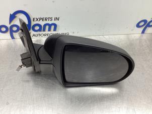 Gebruikte Buitenspiegel rechts Mitsubishi Colt (Z2/Z3) 1.3 16V Prijs € 45,00 Margeregeling aangeboden door Gebr Opdam B.V.