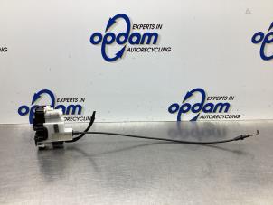 Gebruikte Deurslot Mechaniek 4Deurs rechts-voor Fiat Panda (169) 1.2 Fire Prijs € 32,00 Margeregeling aangeboden door Gebr Opdam B.V.