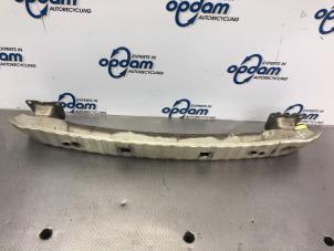 Gebruikte Bumperframe achter Volvo V50 (MW) 2.4 D5 20V Autom.. Prijs € 45,00 Margeregeling aangeboden door Gebr Opdam B.V.