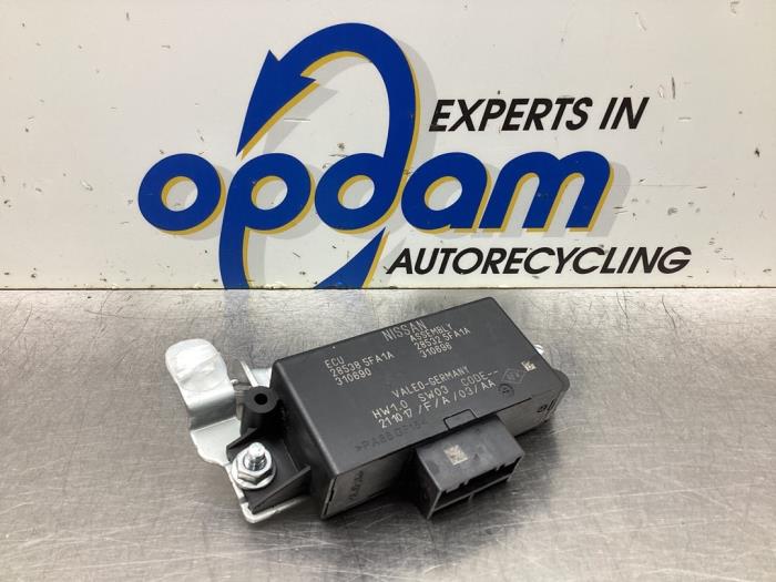 Gebruikte PDC Module Nissan Micra (K14) 0.9 IG-T 12V Prijs € 58,00 Margeregeling aangeboden door Gebr Opdam B.V.