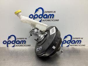 Gebruikte Rembooster Opel Crossland (X) 1.2 Turbo 12V Prijs € 135,00 Margeregeling aangeboden door Gebr Opdam B.V.