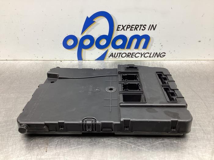 Gebruikte Module Bodycontrol Renault Scénic II (JM) 1.6 16V Prijs € 81,00 Margeregeling aangeboden door Gebr Opdam B.V.