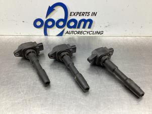 Gebruikte Bobine Renault Twingo III (AH) 1.0 SCe 70 12V Prijs € 45,00 Margeregeling aangeboden door Gebr Opdam B.V.