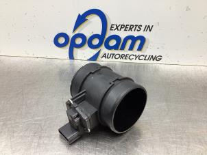 Gebruikte Luchtmassameter Opel Corsa E 1.0 SIDI Turbo 12V Prijs € 45,00 Margeregeling aangeboden door Gebr Opdam B.V.