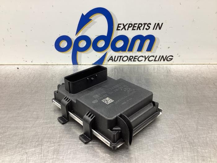 Gebruikte Brandstofpomp module Opel Corsa E 1.0 SIDI Turbo 12V Prijs € 45,00 Margeregeling aangeboden door Gebr Opdam B.V.
