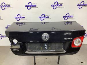 Gebruikte Achterklep Volkswagen Jetta III (1K2) 1.6 Prijs € 100,00 Margeregeling aangeboden door Gebr Opdam B.V.