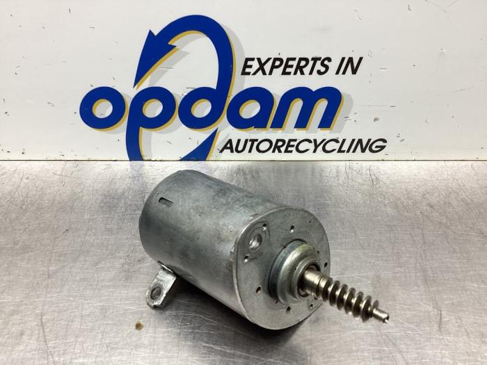 Gebruikte Nokkenas Sensor BMW 5 serie (E60) 530i 24V Prijs € 54,00 Margeregeling aangeboden door Gebr Opdam B.V.