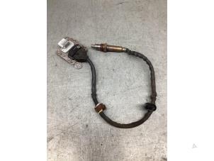 Gebruikte Lambda Sonde Peugeot 308 SW (L4/L9/LC/LJ/LR) 1.6 BlueHDi 120 Prijs € 70,00 Margeregeling aangeboden door Gebr Opdam B.V.