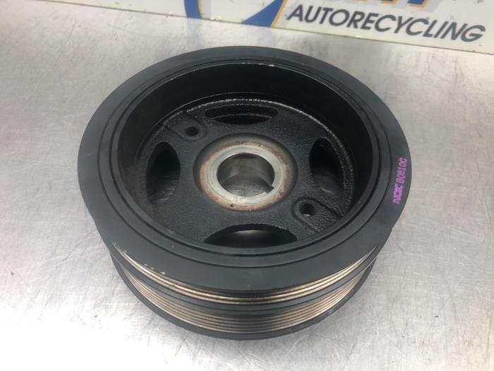 Gebruikte Poelie Krukas Suzuki Swift (ZC/ZD) 1.0 Booster Jet Turbo 12V Prijs € 90,00 Margeregeling aangeboden door Gebr Opdam B.V.