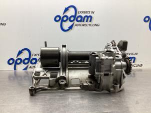 Gebruikte Oliepomp Volkswagen Polo V (6R) 1.2 TDI 12V BlueMotion Prijs € 90,00 Margeregeling aangeboden door Gebr Opdam B.V.
