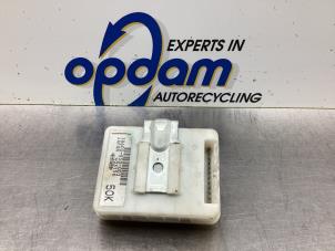 Gebruikte Comfort Module Honda Logo (GA33) 1.3 Prijs € 45,00 Margeregeling aangeboden door Gebr Opdam B.V.