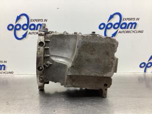 Carterpan van een Ford Fiesta 6 (JA8) 1.0 SCI 12V 80 2013