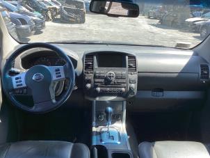 Gebruikte Airbag Set + Module Nissan Navara (D40) 2.5 dCi 16V 4x4 Prijs € 500,00 Margeregeling aangeboden door Gebr Opdam B.V.
