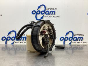 Gebruikte Benzinepomp Ford Focus 1 Wagon 1.4 16V Prijs € 45,00 Margeregeling aangeboden door Gebr Opdam B.V.