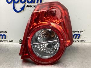 Gebruikte Achterlicht rechts Chevrolet Aveo (250) 1.2 16V Prijs € 45,00 Margeregeling aangeboden door Gebr Opdam B.V.
