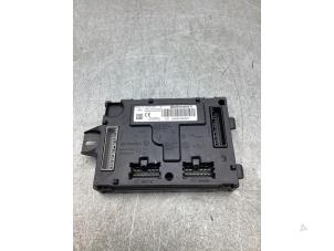 Gebruikte Computer Body Control Renault Clio IV Estate/Grandtour (7R) 0.9 Energy TCE 12V Prijs € 50,00 Margeregeling aangeboden door Gebr Opdam B.V.